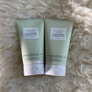 New V.S. Cucumber & Green Tea Refresh Moisturizing Cream Body Washes